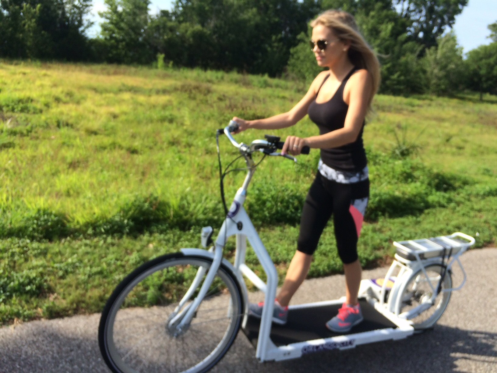 This Treadmill Bicycle Lets You Cycle to Work by Walking