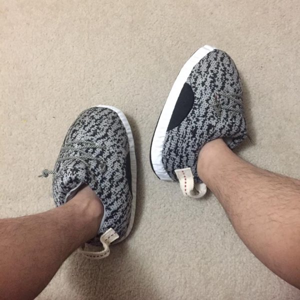 yeezy plush slippers
