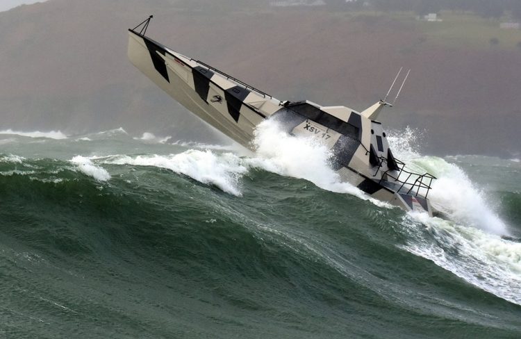 Thunder Child XSV 17, un bateau insubmersible