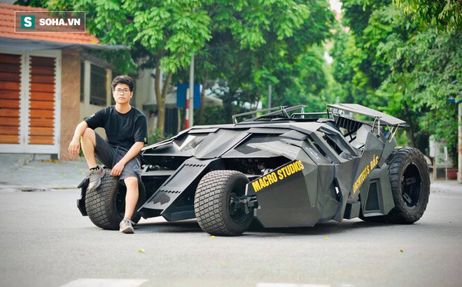 Architect Builds World's First Electric 'Batmobile' Replica: Photos