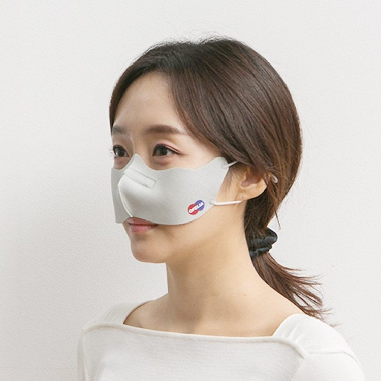 South Korea's nose-only 'kosk' mask for Covid-safe dining raises